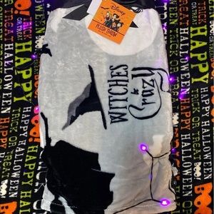 Hocus Pocus Witch Throw Blanket